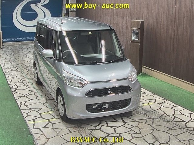 30064 MITSUBISHI EK SPACE B11A 2018 г. (BAYAUC)